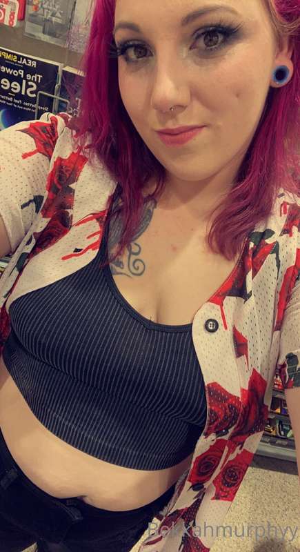 Someone needs to rip my clothes off before I go crazy