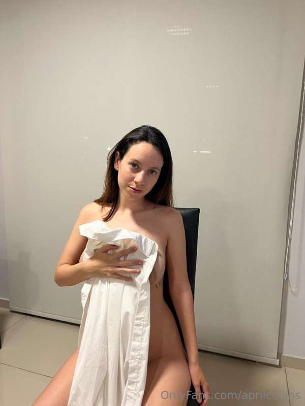 Aprilcollins - Onlyfans - 22 Feb, 2025 5