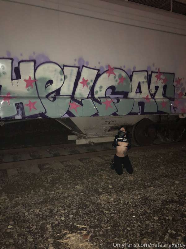 painter girl nudes 2