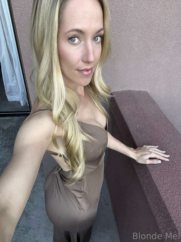 Would you glance if I walked by?