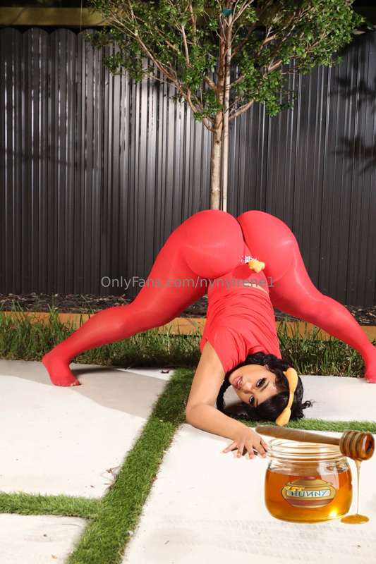 Face down ass up. 🍯
