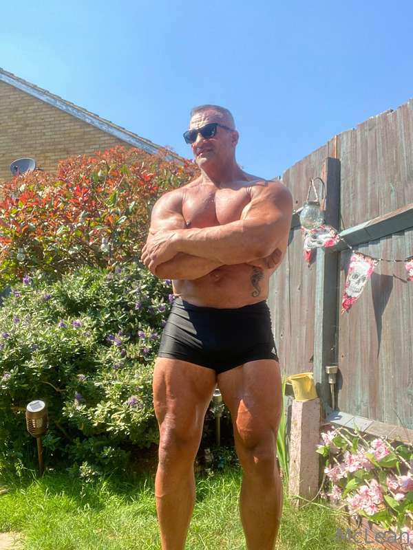 Love these little trunks, they don’t leave much to the imagi.. 3
