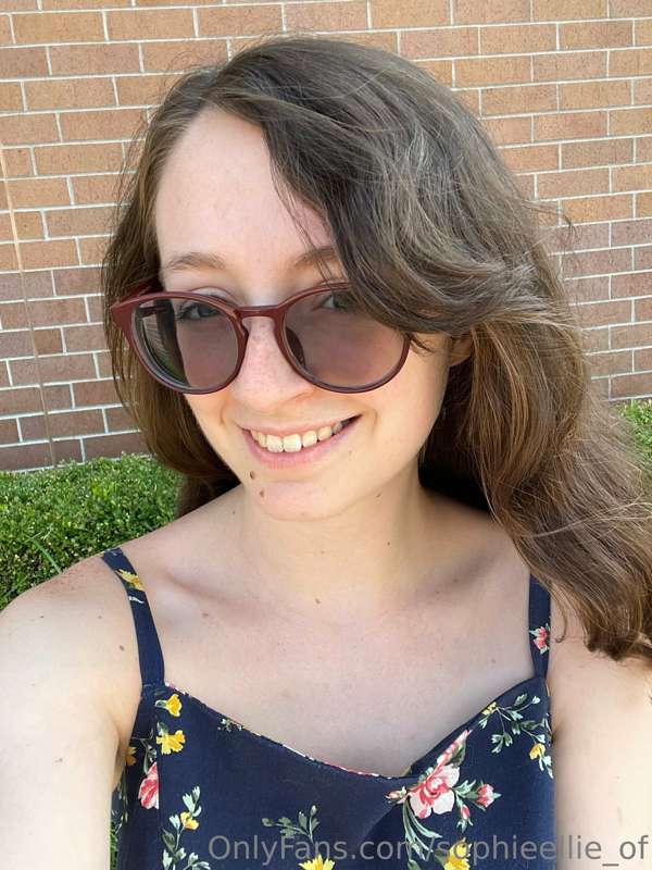 Sophieellie_Of - Onlyfans - 23 Aug, 2023