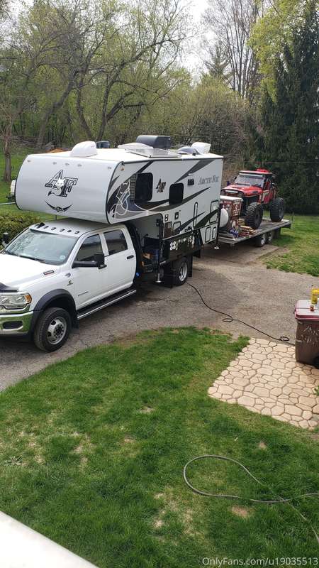 Almost loaded up to head to moab Utah to do some wheeling