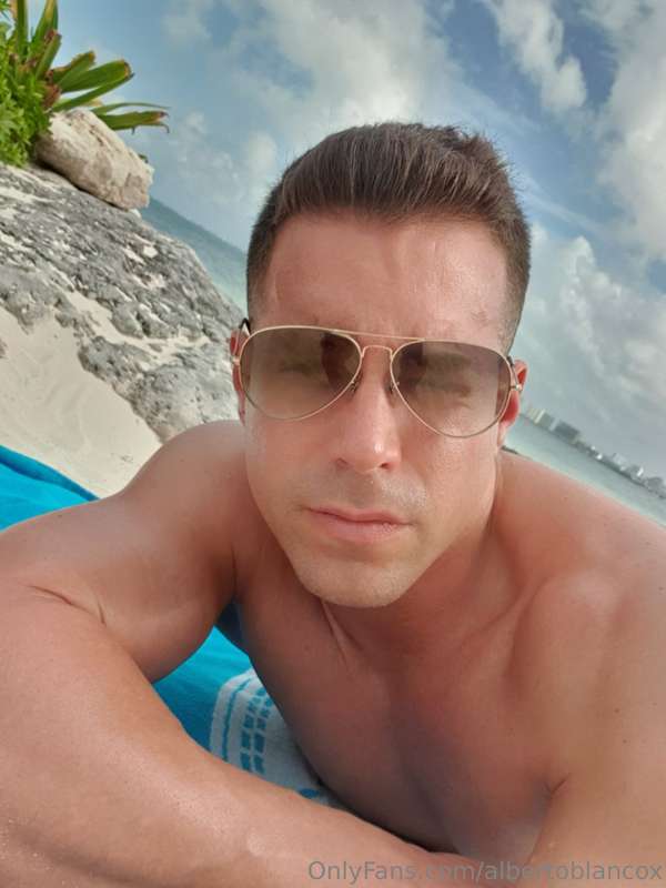 Estoy de relax pero mi polla siempre activa 😜😝🍆🍆  I'm relaxi..
