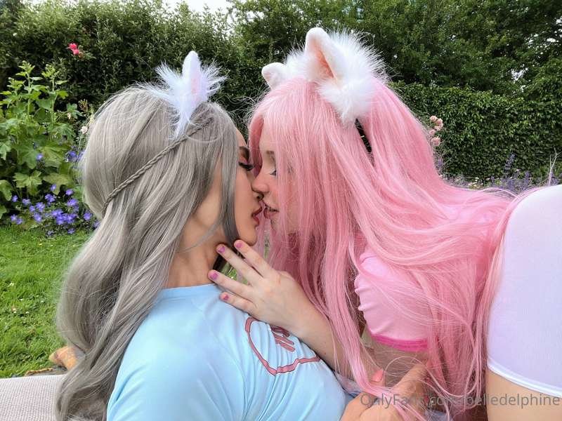 Well I had strawberries with a desert of pussy 🍓 
So what ar.. 17