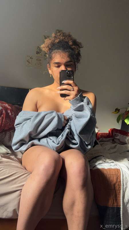 X_Emryss_X - Onlyfans - 31 Jan, 2025 7