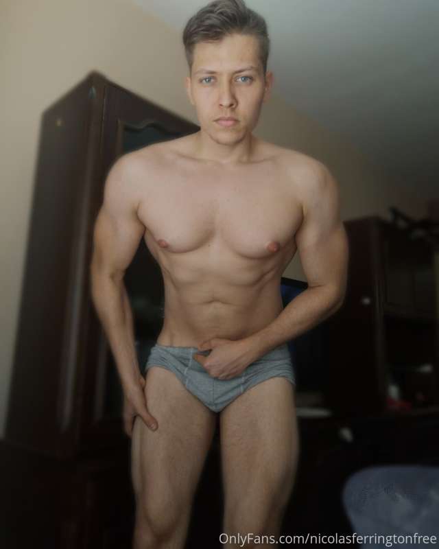 Are you coming to play? 🤩🍆
I'm so horny today and excited to.. 2