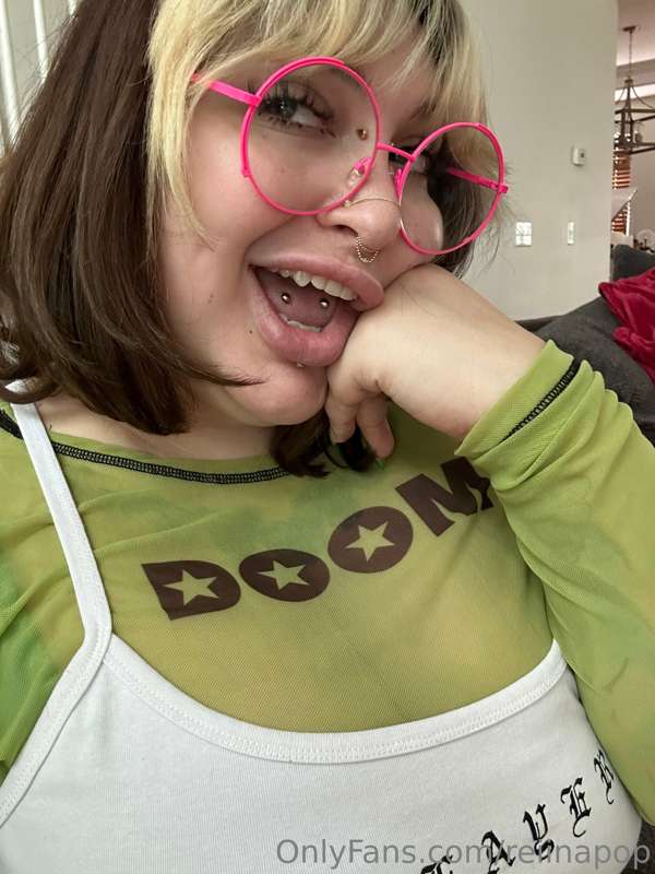 New hair and subtle fangs - what do you think 🥰😈 5