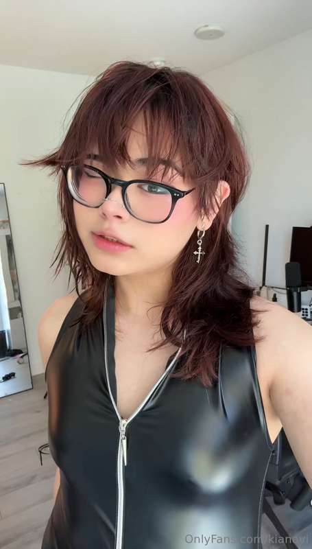 wish someone was here to rip this off of me.. 🥺 5