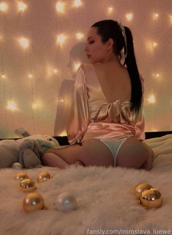 Miroslava_Luewe - Fansly - 13 Dec, 2023