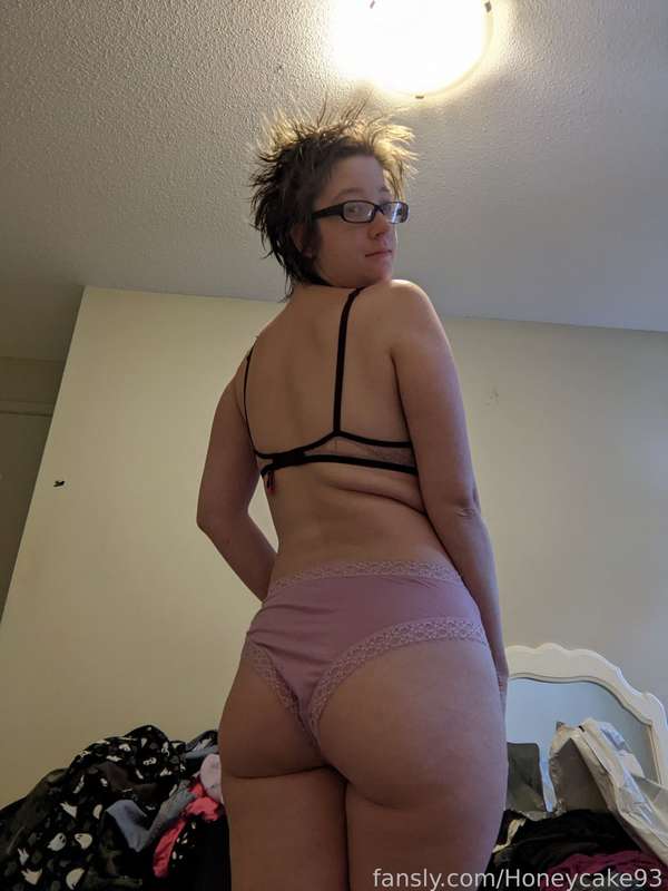 Honeycake93 - Fansly - 16 Feb, 2022 2