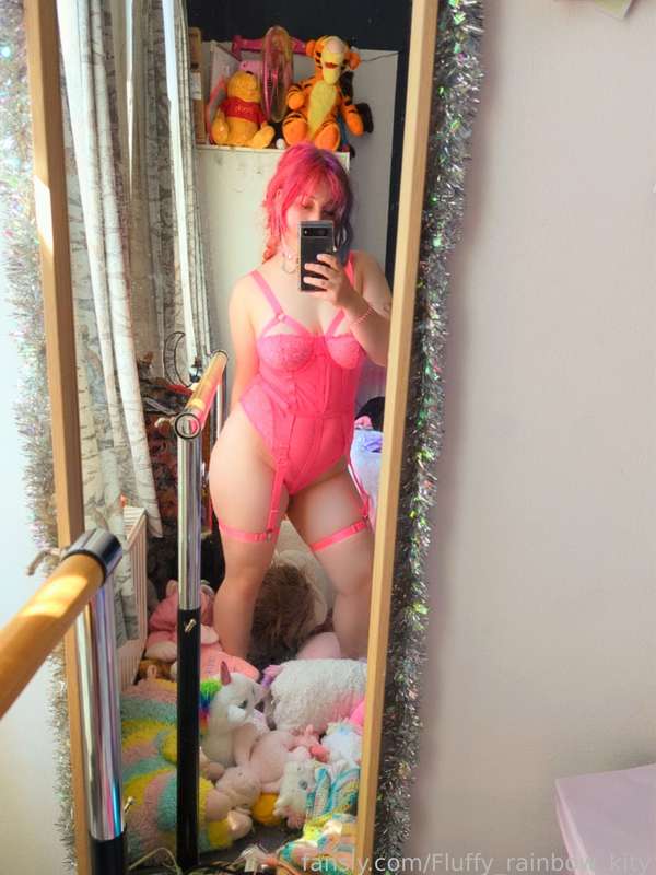 Fluffy_Rainbow_Kity - Fansly - 15 May, 2022 3