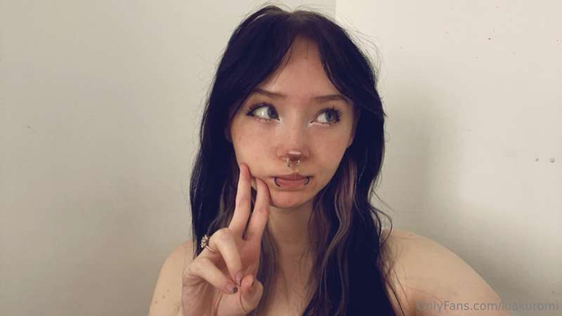 Kiakuromi - Onlyfans - 08 Apr, 2024 1
