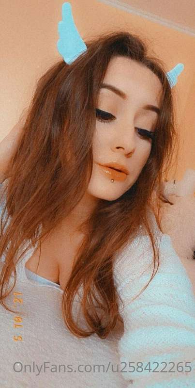 Every heart has a story waiting to be told💕💕