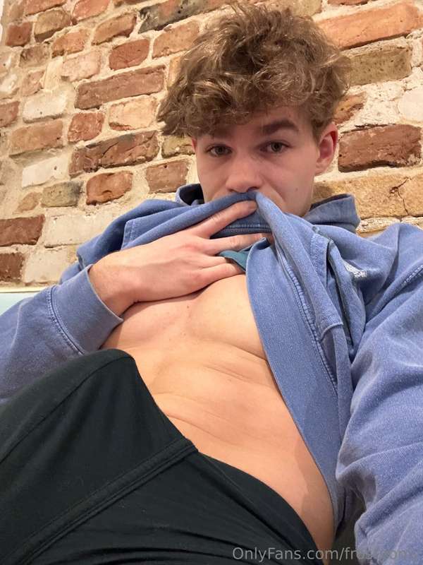 Happy Boxing Day!😍Would you like to unbox me?😏