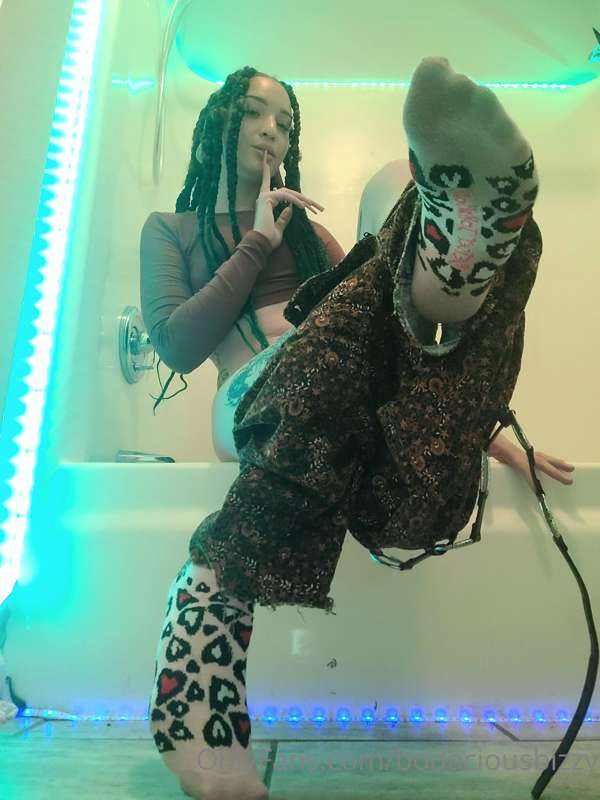 How do you get ready for a bath??? 4