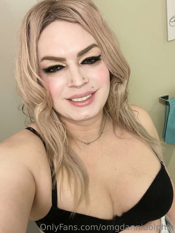 My tits need some attention 💙💙 5