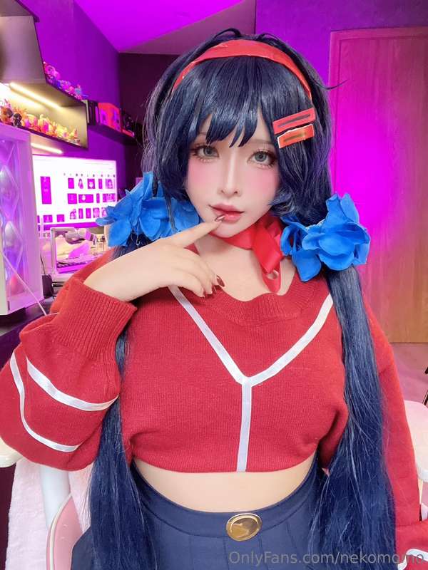 Anyone playing Miside ? Which version you want me to cosplay.. 2