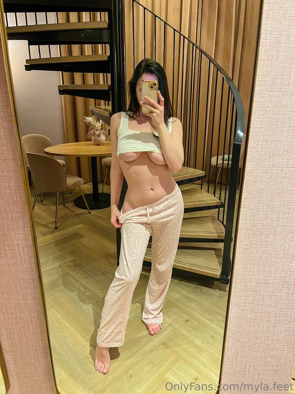 Happy monday 😏   I made soooo much hot content🔥 3