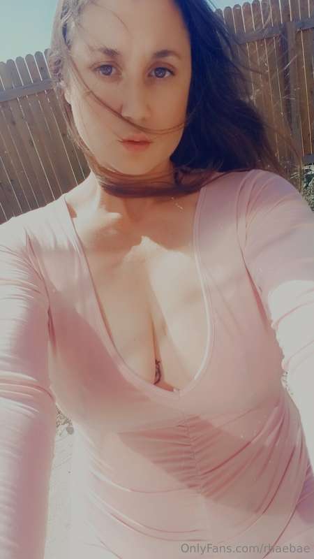 I played with ice cubes and fucked myself outside while my n.. 11