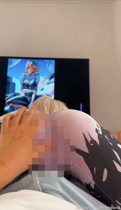 DM