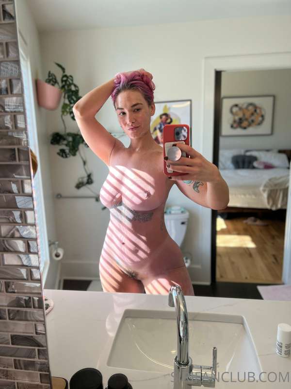 Every week I do a FULL BODY mask 😌 that’s why my butt is alw.. 3