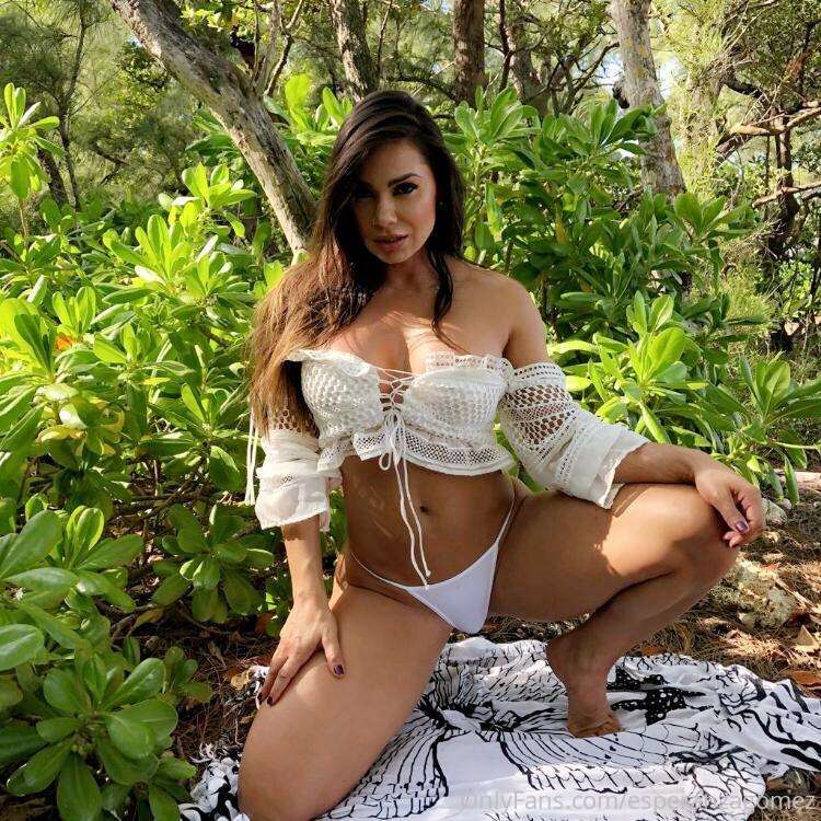 Una deliciosa tarde de sol... @onlyfans 12