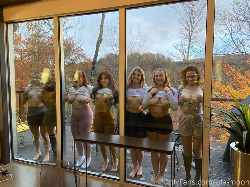 POV You put us in a time out outside cuz we were too horny 😈..