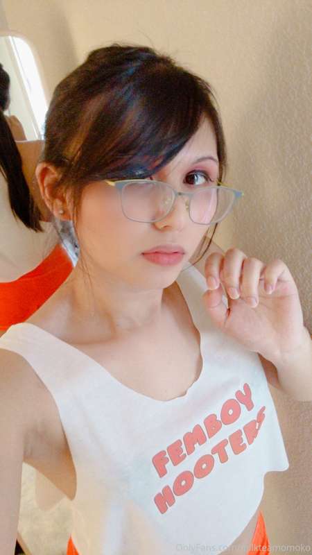 lotta selfies in this first batch >w 18