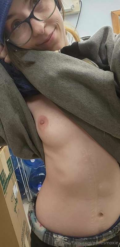 Pixiesmoxie - Onlyfans - 19 Sep, 2023