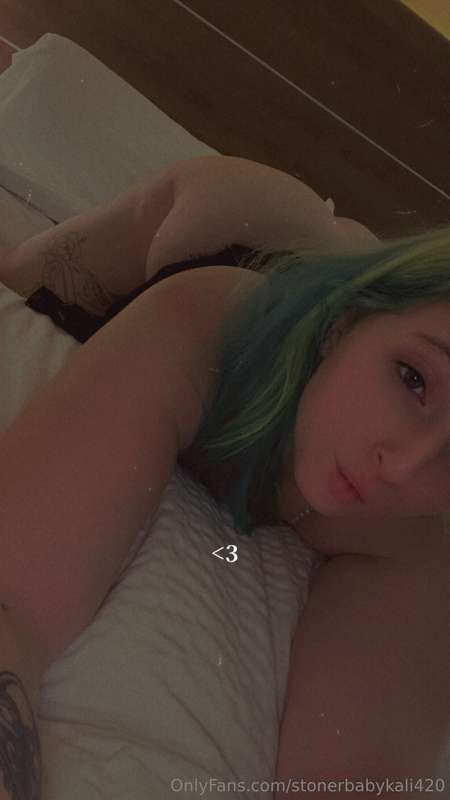 Wanna see the other angle? A little behind the scenes? Messa..