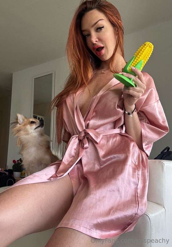 Do you want to see what I did with this toy? Come to my main..