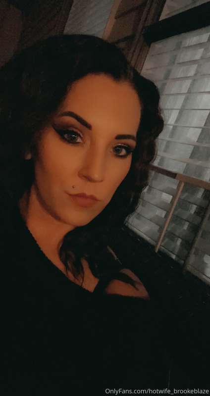 It’s date night!!!!!!!!!!! ♥️🖤♠️