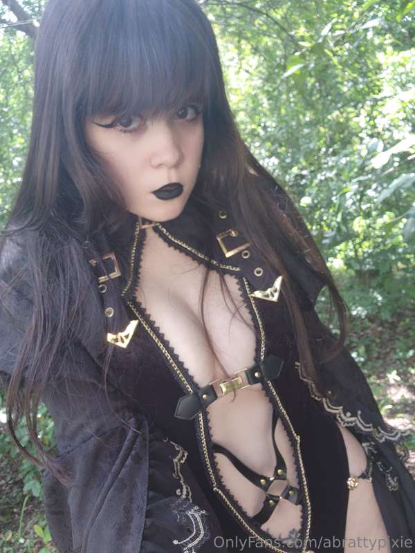 I was being harassed by mosquitoes so these pics aren't the .. 7