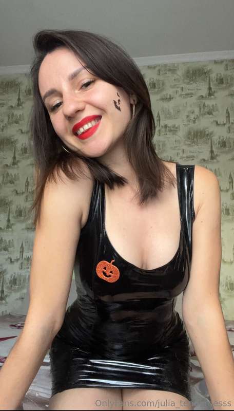 Spooky and happy Halloween🎃 at the same time!!! Experience t..