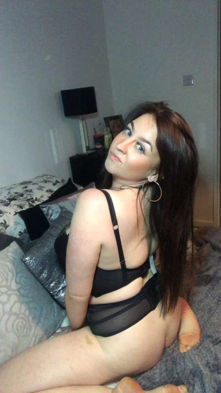 Amy-Yasmine - Onlyfans - 19 Nov, 2018