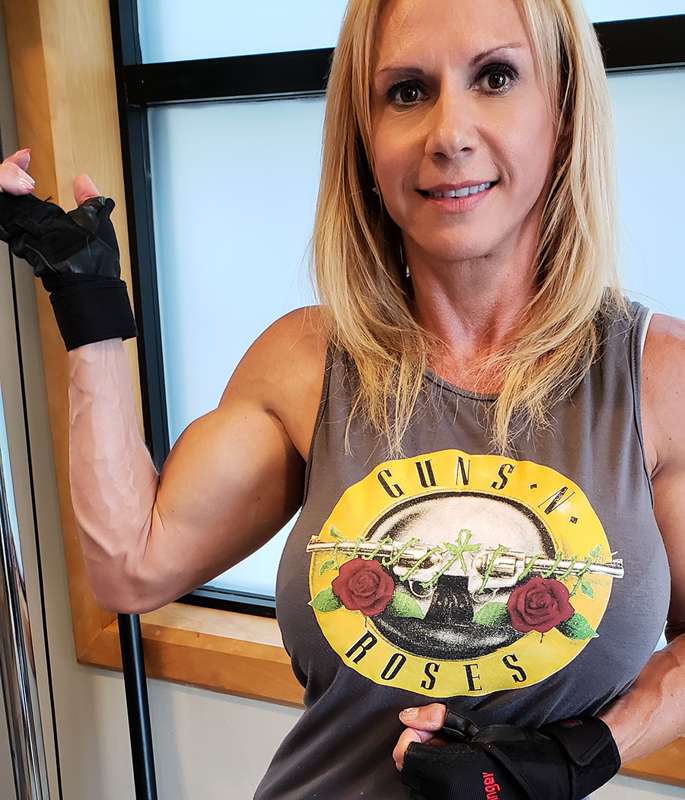 Just some pics from the hotel gym, then after the gym.  No s.. 2