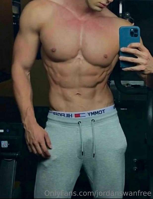 @onlybigboy 80% 80% 80%ONLY NEXT FEW SUBSCRIBERS! 😋😈
The str.. 1
