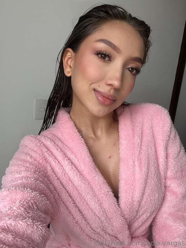 Just a little tease for you 💕 1