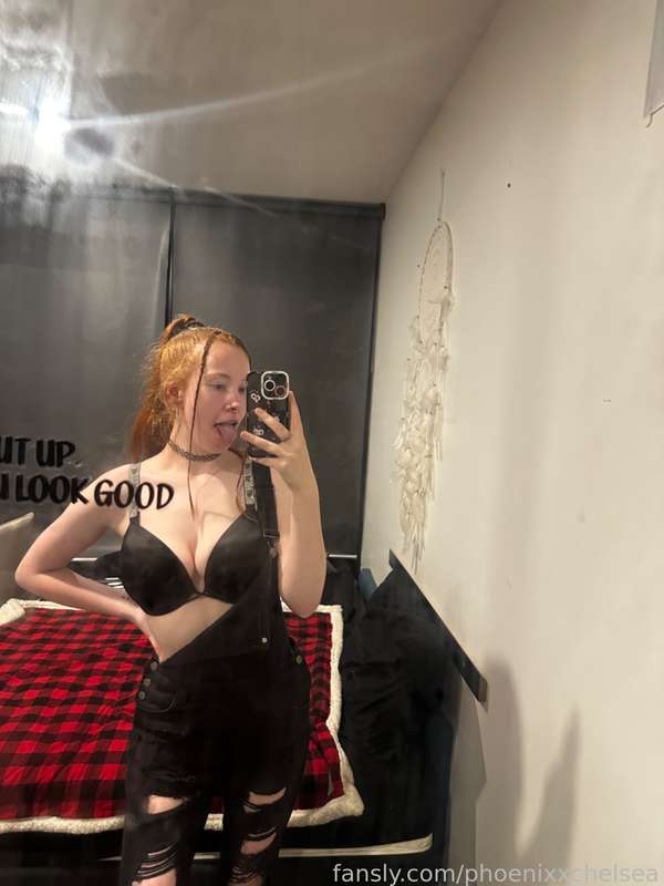 Phoenixxxchelsea - Fansly - 24 Jan, 2024