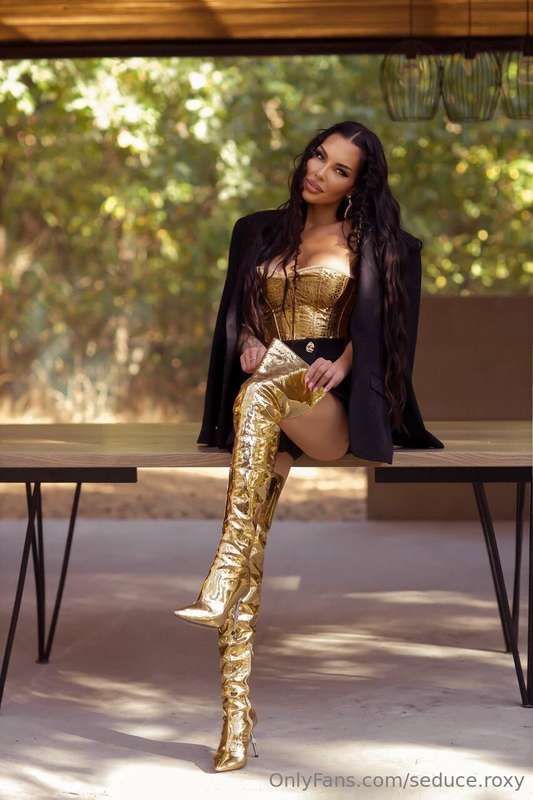 Sometimes you just need a little sparkle to lift your spirit..