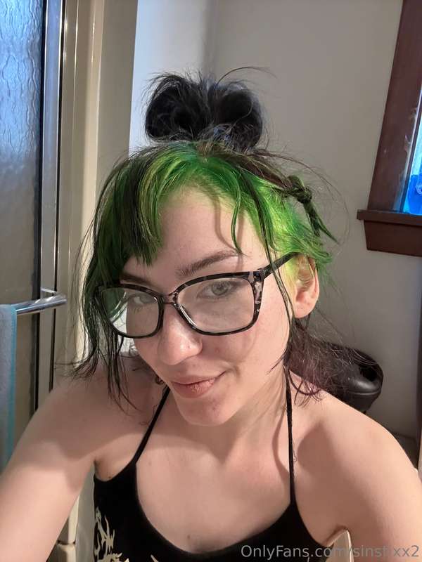 I want to get your cock hard baby, sext me 😛 1