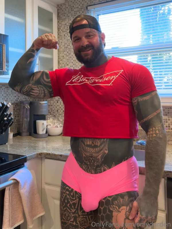 Good morning ☀️ Are you glad it’s Friday? 1