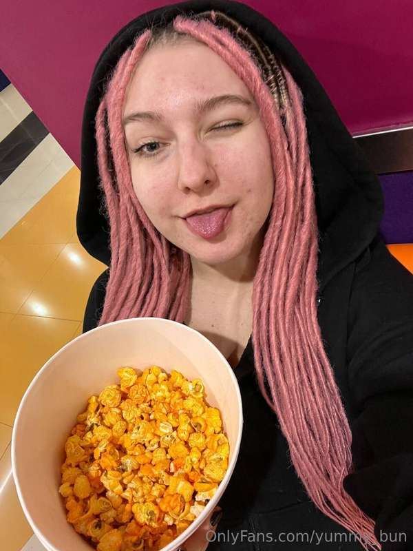 At the movies, what's your favorite movie?💕