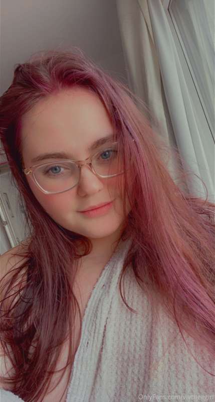 I dyed my hair purple 🦄💜 4