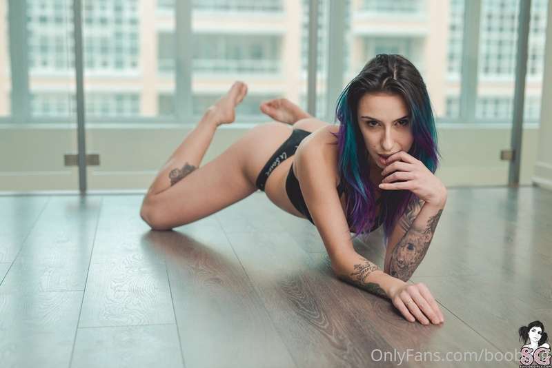 I removed this set from SG sharing some of the photos with m.. 2