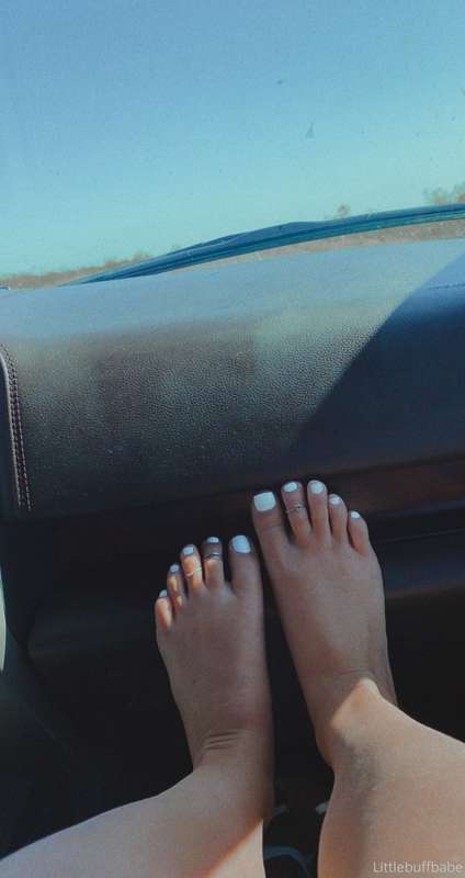 Road trip vibes ☀️🌴