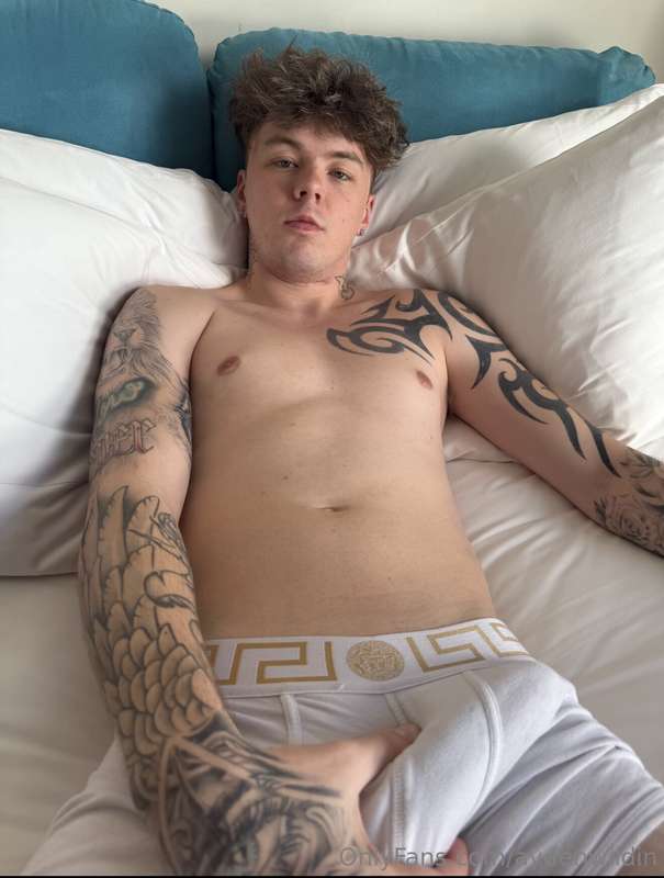 EVERYONE WHO SPAM LIKES ALL MY FREE POST WILL GET A FREE FUL..