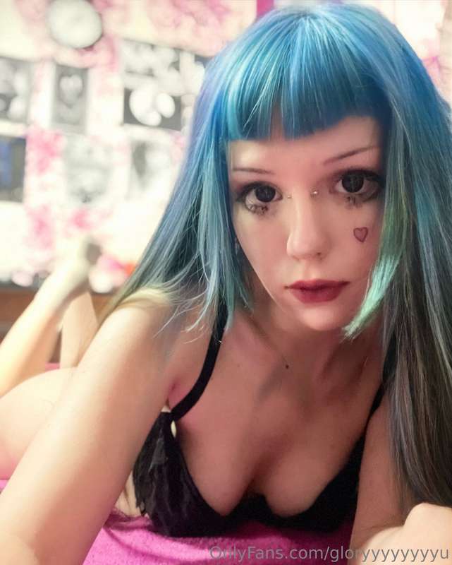 Sculpting livestream tonight! Join me as we shape clay and c..